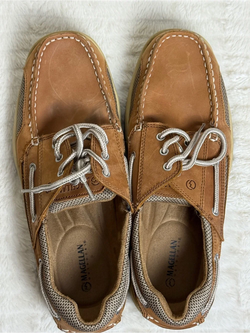Magellan Outdoors Men’s Tan Leather Lace-Up Boat Shoes